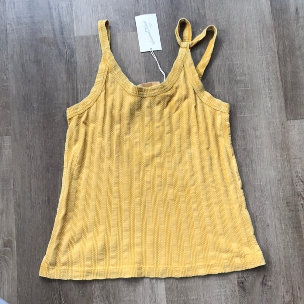 NWT Universal thread women’s yellow strap tank